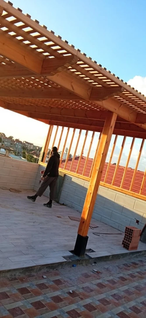 تركيب القرميد Charpent en bois