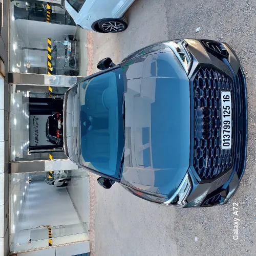 Audi Q3 2025 S LIN