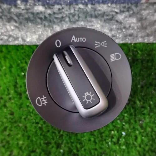 COMMODO/INTERRUPTEUR DE PHARE GOLF 5-6/CADDY/PASSAT/TIGUAN/TOURAN/JETTA 5-6/SEAT LEON