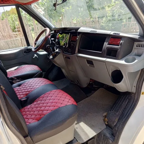 Ford Transit 2012