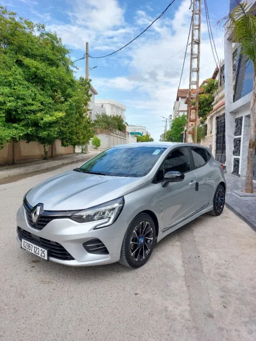 Renault Clio 5  2023 Evolution