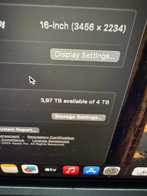 Macbook M3 max 36/4TB