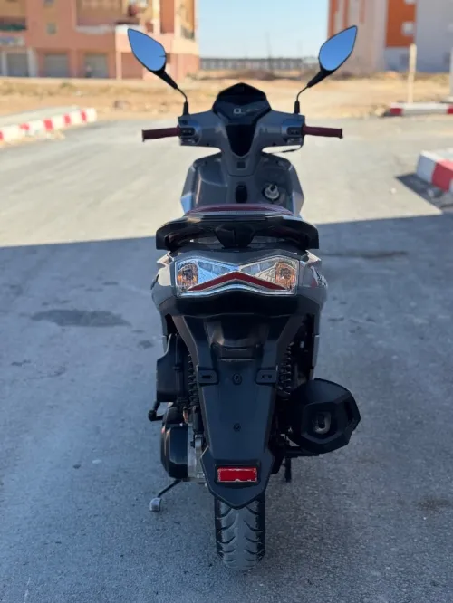 Sym St 200 2025