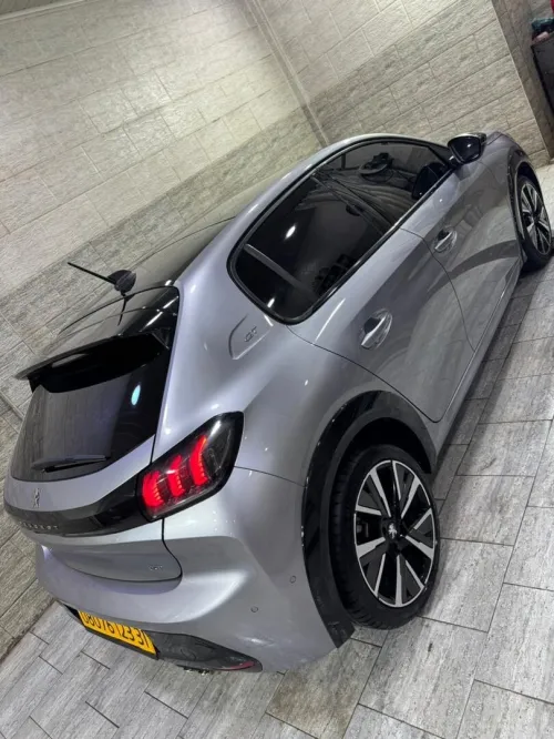 Peugeot 208 2023 GT