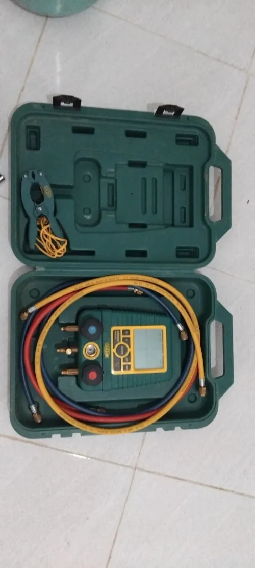 Remplissage et chargement gaz freon R134 AUTO 