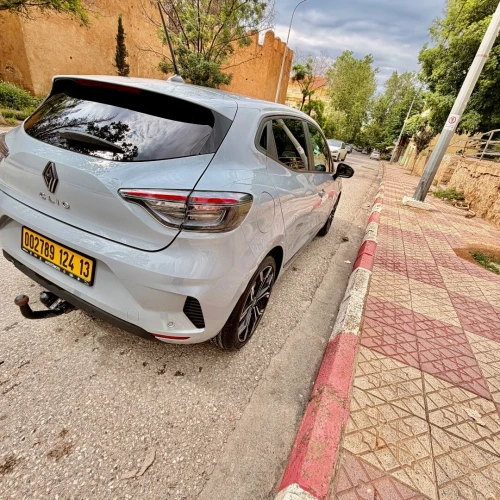 Renault Clio 5  2024 Evolution