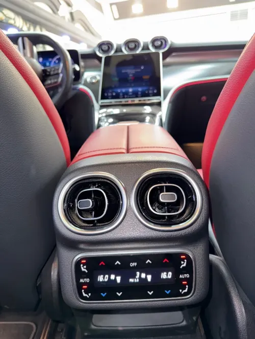 Mercedes GLC 2025 300