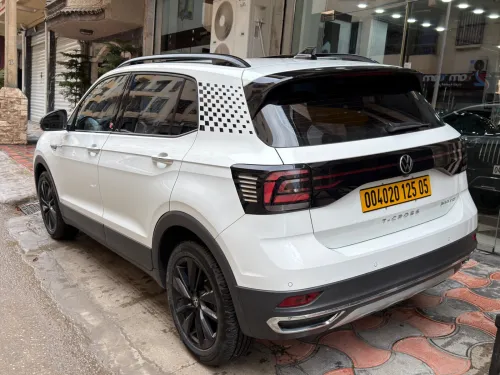 Volkswagen T-Cross 2025 Beats