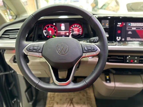 Volkswagen Multivan 2025 