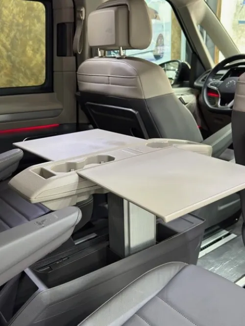 Volkswagen Multivan 2025 