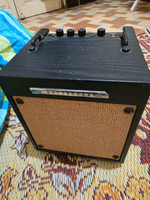 Ampli Ibanez T10