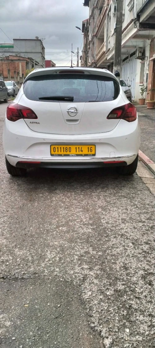 Opel ASTRA J 2014 Cosmo