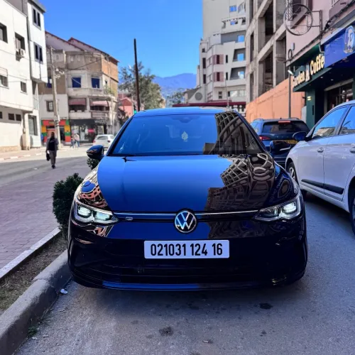 Volkswagen Golf 8 2024 R-Line