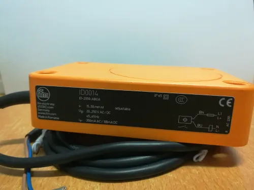 Détecteur inductif ifm ID0014