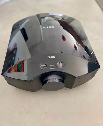vidéos projecteur SONY full HD 3d SXRD+ écran 16/9 cinéma 2m50 motorisé
