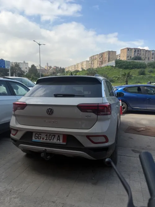 Volkswagen T-Roc 2023 Move