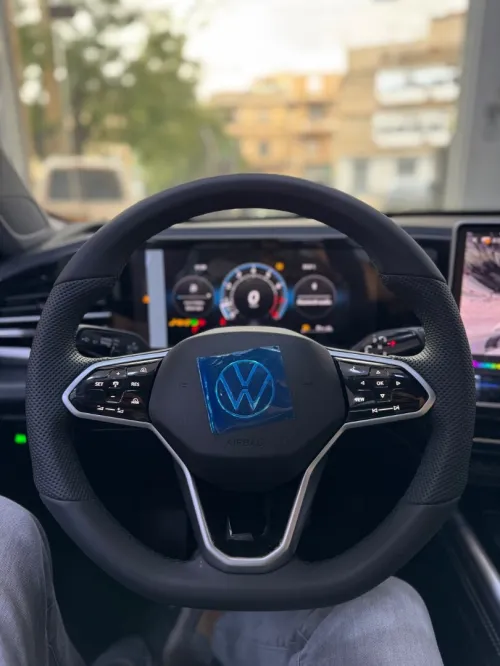 Volkswagen Passat 2025 Pro