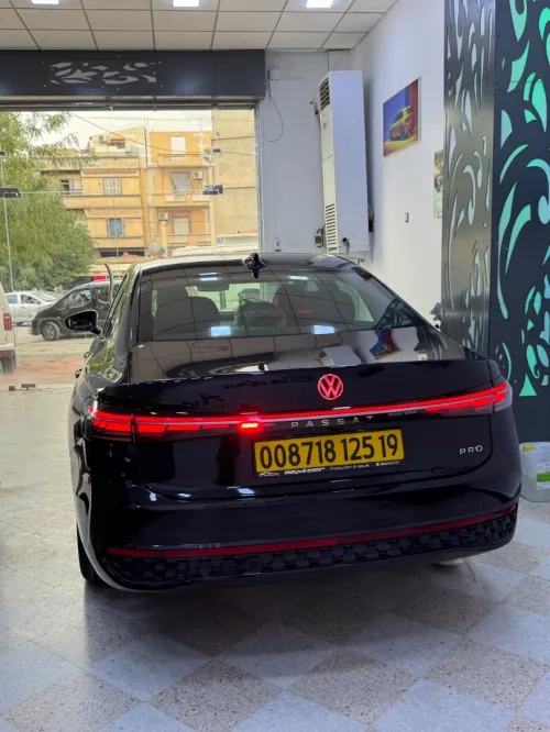 Volkswagen Passat 2025 Pro