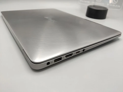 VENDU Asus ZenBook UX310 I7 6500u 6eme 8GB 128GB SSD 1TB HDD NVIDIA 940MX 13.3" FHD