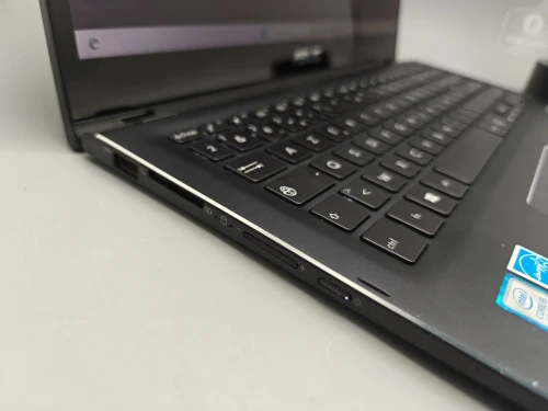 Asus ZenBook Flip 15 x360 CONVERTIBLE I5 8250u 8eme 8GB 512GB SSD 15.6" FULL HD IPS TACTILE