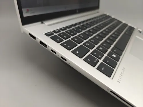 [VENDU] Hp Elitebook 830 G10 i7 1365U vPro EVO 13eme 32GB DDR5 512GB SSD NVME 13.3" FULL HD+ IPS