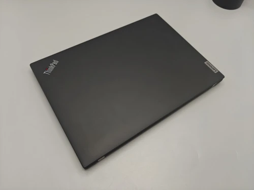 Lenovo Thinkpad T14 Gen 3 Ryzen 5 PRO 6650U 16GB DDR5 256GB SSD NVMe 14" FHD+