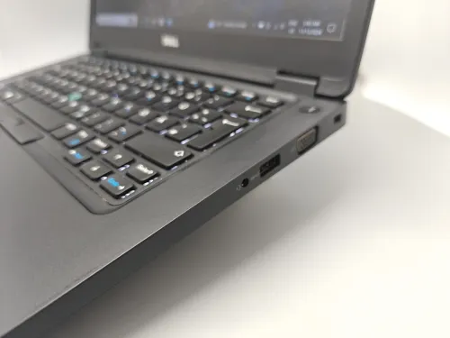 Dell Latitude 5480 Professionnel i5 7300HQ 7th 8GB 256GB SSD NVME 14" FULL HD GERMANY