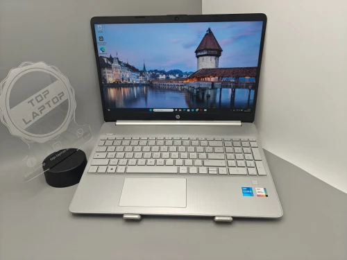 Hp Laptop 15s i5 1235U 12eme 16GB 512GB SSD NVME 15.6" FULL HD 