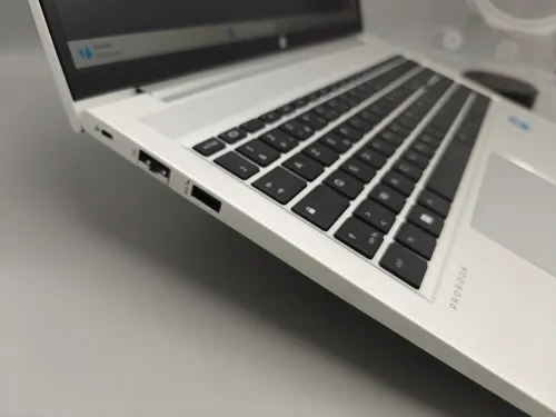 Hp ProBook 450 G10 i5 1335u 13eme 8GB 256GB 15.6" FULL HD IPS 