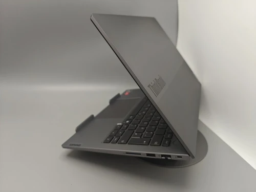 Lenovo ThinkBook 14 G7 Ryzen 5 7535HS 16GB DDR5 512GB SSD RADEON 660M 2GB 14" Full HD+ IPS