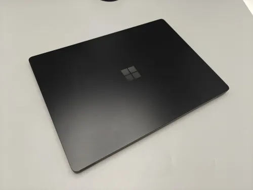 [VENDU] Microsoft Surface Laptop 5 TACTILE 2K QHD i5 1245u 12th 16GB DDR5 256GB SSD NVMe