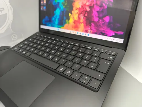 Microsoft Surface Laptop 4 Black TACTILE 2K QHD i7 1185G7 11th 16GB 256GB SSD NVMe 14" QHD TACTILE