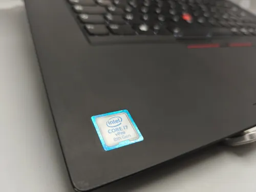 [VENDU] Lenovo Thinkpad P1 Workstation i7 8850H 8th 16GB 512GB SSD NVIDIA QUADRO P2000 15.6" FHD IPS