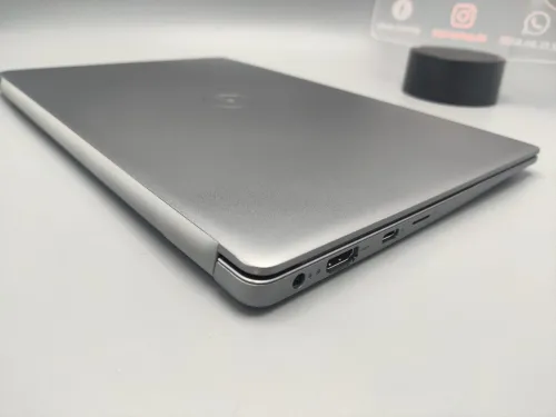 VENDU Dell Latitude 3301 Ultra Slim i5 8265u 8th 8GB 256GB SSD 13.3" FULL HD IPS 