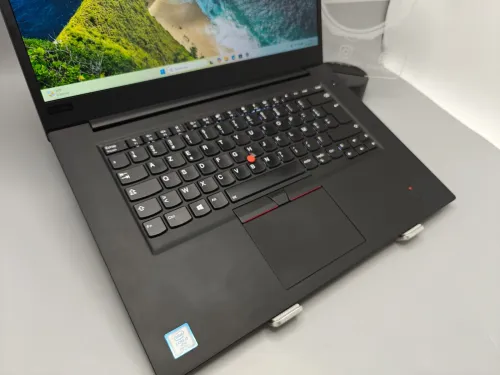 [VENDU] Lenovo Thinkpad P1 Workstation i7 8850H 8th 16GB 512GB SSD NVIDIA QUADRO P2000 15.6" FHD IPS