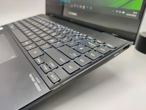 [VENDU] Asus ZenBook Flip 13 CONVERTIBLE I5 1135g7 11th 8GB 512GB SSD 13.3" FULL HD IPS TACTILE X360