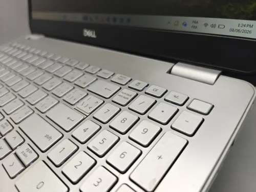 Dell Inspiron 15 5584 i5 8265u 8th 16GB 256GB SSD NVMe 15.6" FULL HD IPS