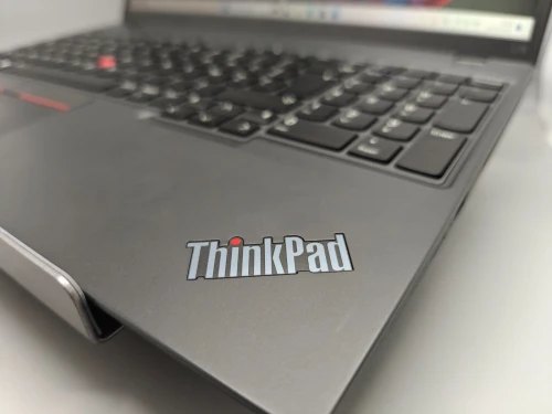 Lenovo Thinkpad L15 Gen 4 RYZEN 7 PRO 7730u 32GB 512GB SSD NVME 15.6" FULL HD IPS