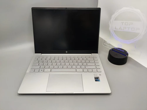 HP Pavilion Plus 14 i5 1340P EVO 13eme 2K QHD 8GB DDR5 512GB SSD 14" QHD