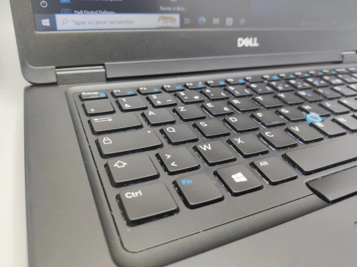 Dell Latitude 5490 i5-8250u 8eme 8GB DDR4 256GB SSD NVMe Ecran 14" FULL HD  