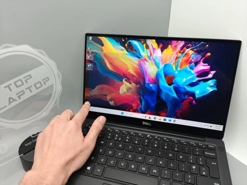 Dell XPS 13 9380 4K UHD+ i7 8565U 8GB 256GB SSD NVMe 13.3" IPS 4K