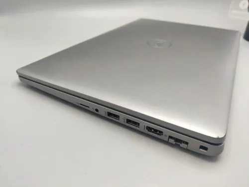 Dell Precision 3570 Workstation i7 1255u vPRO 12th NVIDIA T550 16GB DDR5 512GB SSD 15.6" FHD IPS 