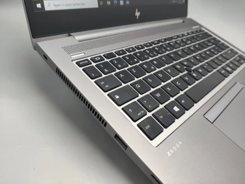 Hp ZBook 14u G6 Mobile Workstation i5 8365u 8eme 8GB 256GB 14" FULL HD IPS 