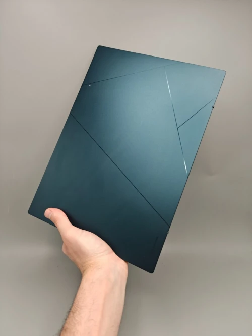 Asus ZenBook 14 UX340 OLED 3K QHD i7 1260P 12th 16GB DDR5 1TB SSD 14" OLED
