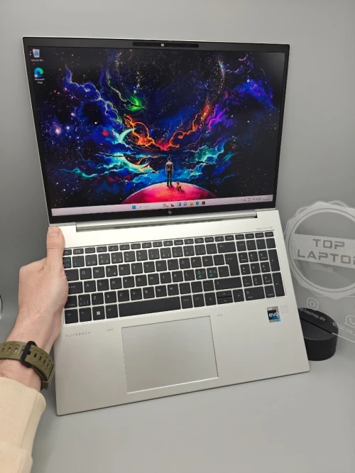Hp Elitebook 860 G9 intel i7 1255U vPro 12eme 16GB DDR5 512GB SSD NVMe 16.1" FULL HD+ IPS