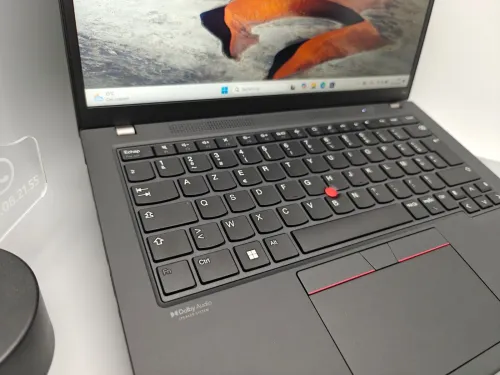 Lenovo Thinkpad T14 Gen 3 Ryzen 5 PRO 6650U 16GB DDR5 256GB SSD NVMe 14" FHD+