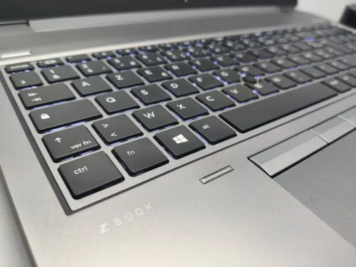 Hp ZBook 15 G5 i7 8850H VPRO 16GB 512GB NVIDIA QUADRO P2000 4GB 15.6" FULL HD IPS 