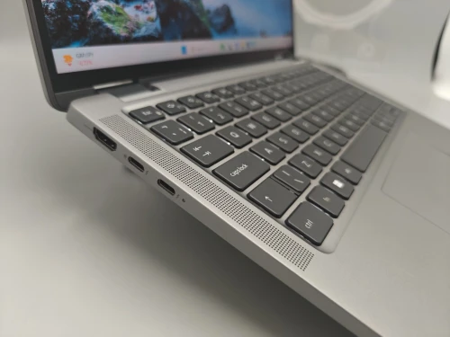 Dell Latitude 7340 2-in-1 x360 Convertible i5 1345U 13eme 16GB DDR5 256GB SSD 13.3" QHD TACTILE 