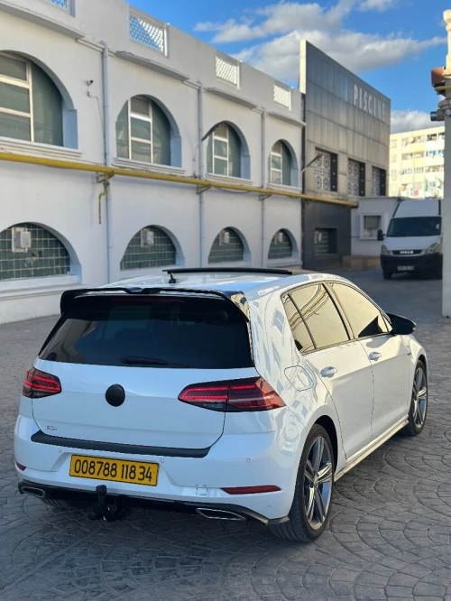 Volkswagen Golf 7 2018 R-Line