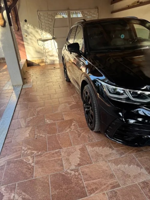 Volkswagen Tiguan 2023 R Line black black
